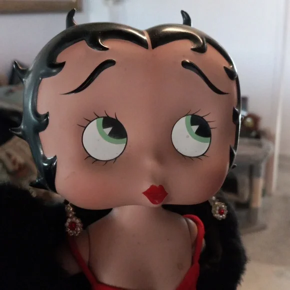 Betty Boop Large Doll - Picture 2 of 4